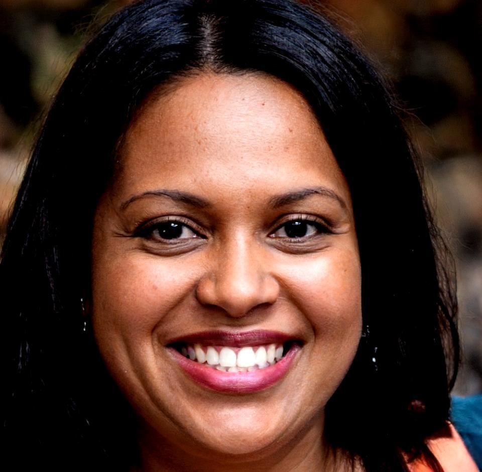 Ayşe Demir CTO Profil Fotoğrafı